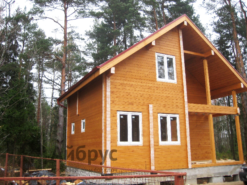 Фото строительства деревянного дома нашими мастерами из клееного бруса